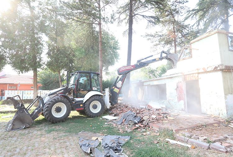 Kuğulu Park Yeniden Hayat Buluyor