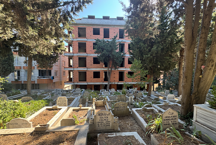 Mezarlık2-2