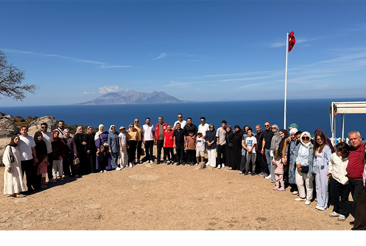 Şehit aileleri ve gazilerin Çanakkale çıkarması