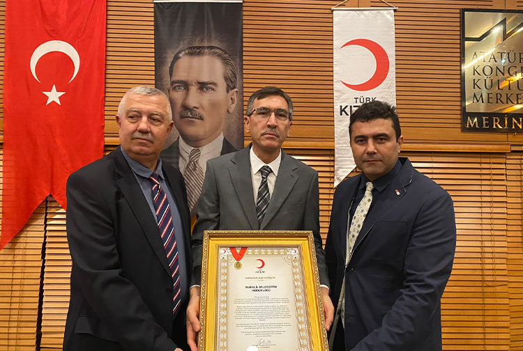Rekor kan bağışına teşekkür programı gerçekleştirildi