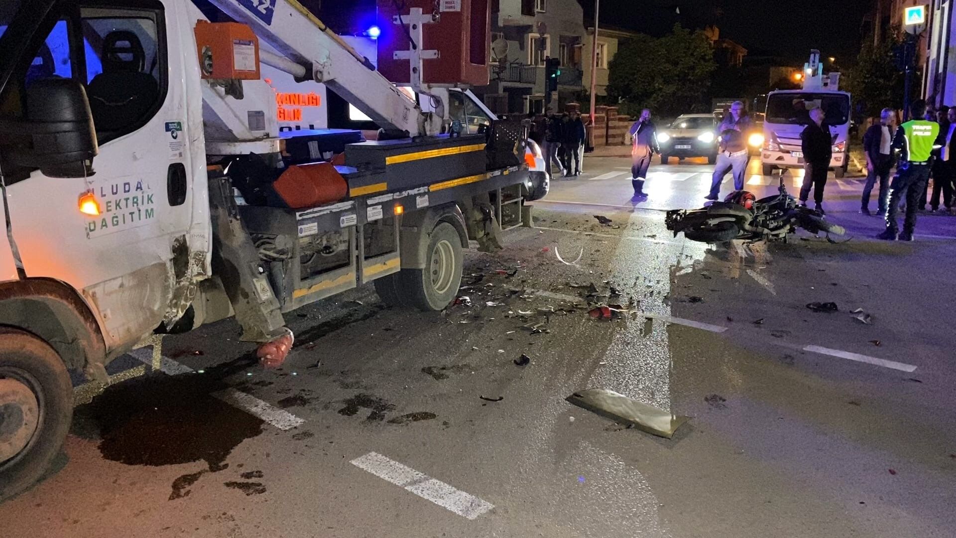 Bursa’da feci kaza : 1 ölü 1 ağır yaralı
