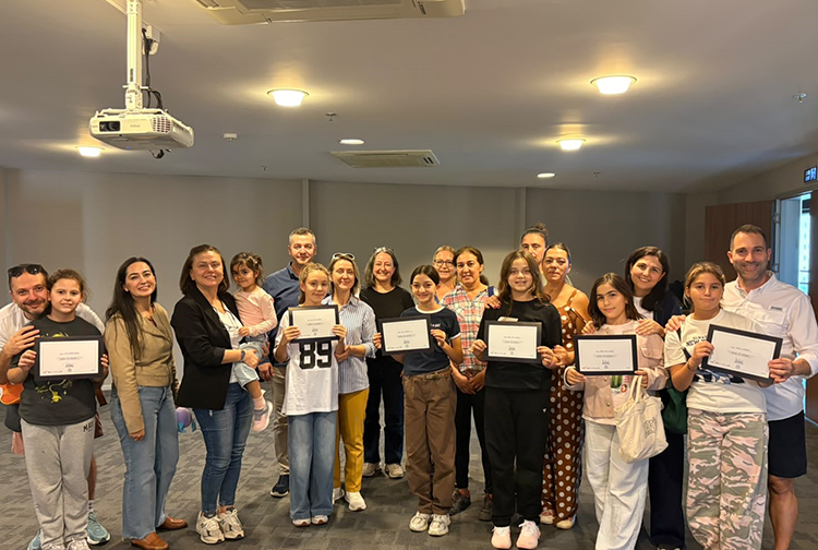 Nilüfer’de kız çocuklarına öz savunma atölyesi