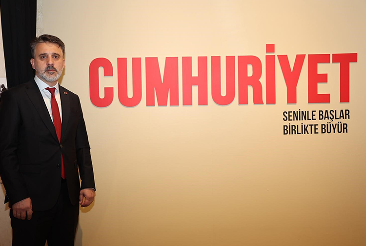 Cumhuriyet Demek Her Şeydir2