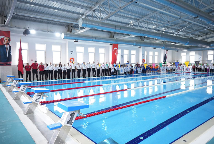 Cumhuriyet Kupası Yüzme Yarışları 1
