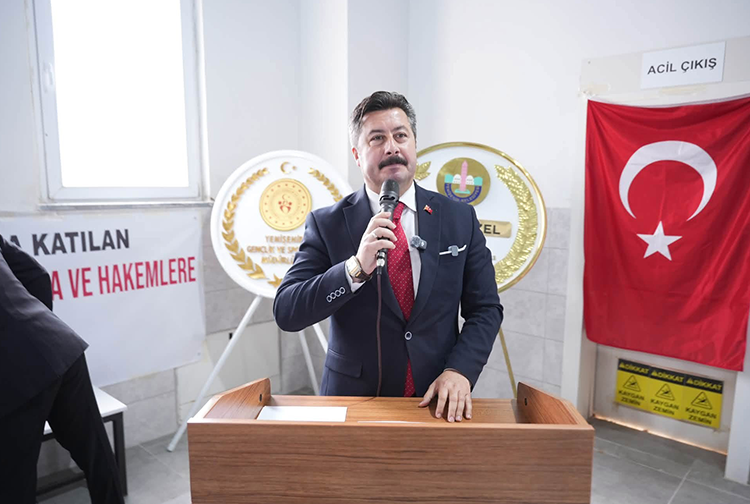 Cumhuriyet Kupası Yüzme Yarışları