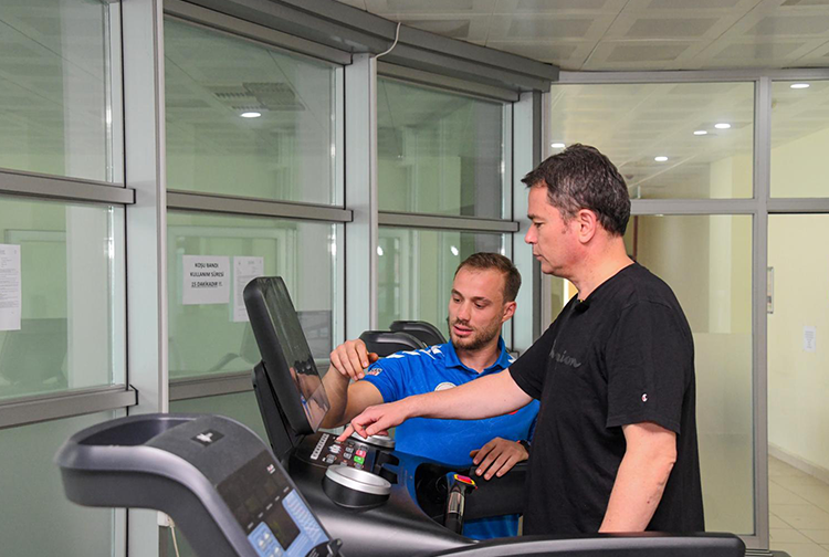 Başkan Erkan Aydın, sporun kalbi Osmangazi uygulamasını tanıttı