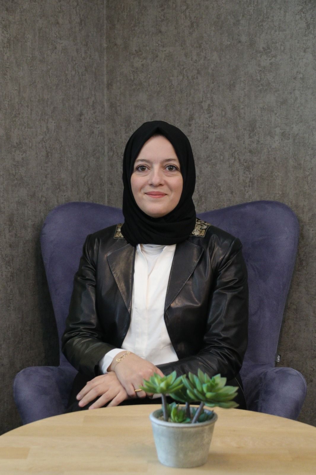 Hayat Sağlık Grubu Yönetim Kurulu Başkan Yardımcısı Fatma Betül Kabalar (2)-1
