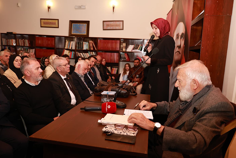 Osmangazi'de Yahya Kemal'in Düşünce Dünyası Ele Alındı