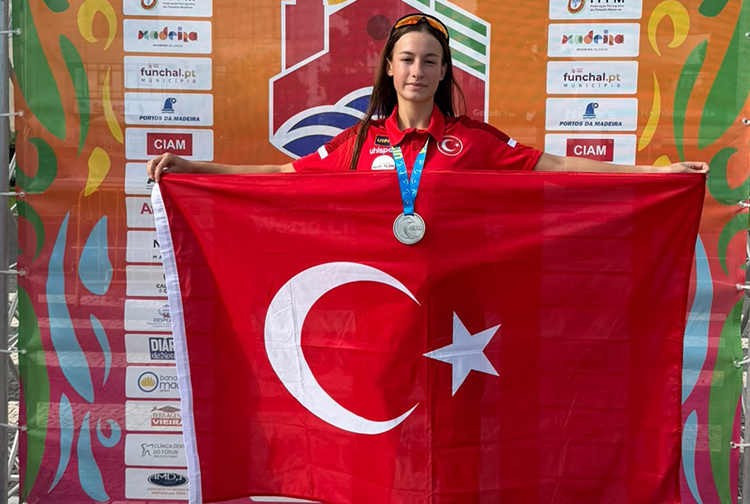 Osmangazi’nin Sporcuları Dünyanın Zirvesinde3