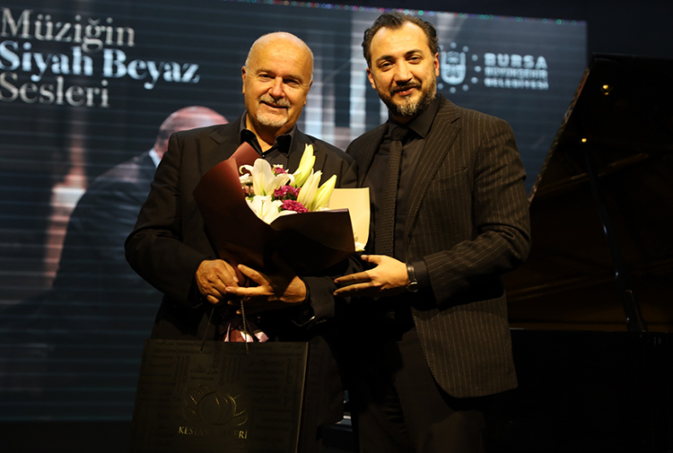Ünlü Piyanist Bursa'da Müzikseverlerle Buluştu2