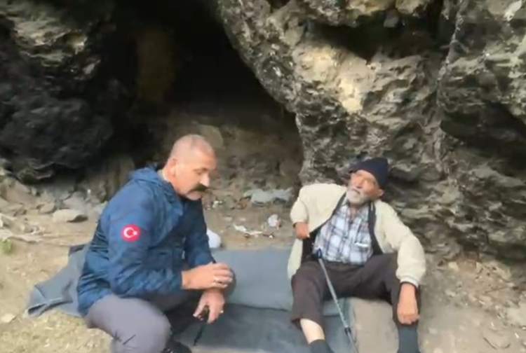 Yaşlıadam2