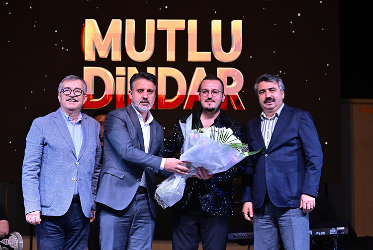 Yıldırım Belediyesi Ve B A L G Ö Ç Iş Birliğiyle Düzenlenen 4’Üncü Geleneksel Yıldırım Balkan Panayırı Renkli Görüntülere Sahne Oldu.1